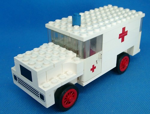 Lego 373 ambulanza - lego,